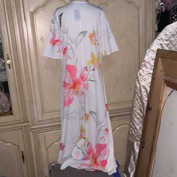 House dress - Picture 4 of 12